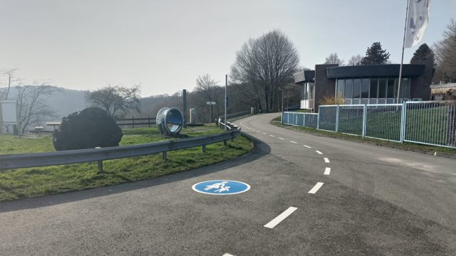 Fahrbahnmarkierungen Große Dhünn-Talsperre